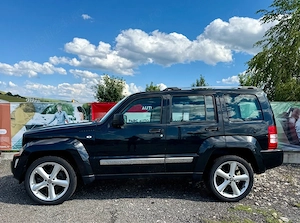 Jeep Cherokee 2.8 CRD Limited 4X4 Clima PDC Pilot euro 4 - imagine 6
