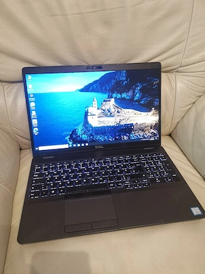 Dell latitude 5500 core I5 gen 8 ssd m2 de 128 gb 8 gb DDR 4 display Fhd ips 