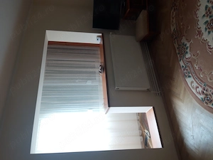 Persoan fizica, inchiriez apatrament 3 camere decomandat , Pe str.Doinei nr.15 , langa piata Marasti