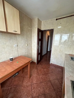 Bld. Chisinau -Piata Delfinului-Apartament 2 camere-confort 1-Centrala -Parcare - imagine 8