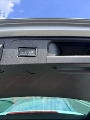 Volkswagen Passat 190 CP  Automata 360 grade Webasto Piele Alcantara  - imagine 6