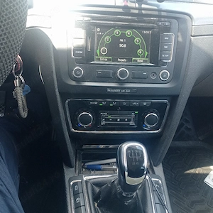 Vând SKODA superb 2012 - imagine 7