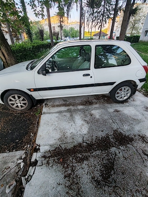 Ford fiesta benzina 2001 - imagine 6
