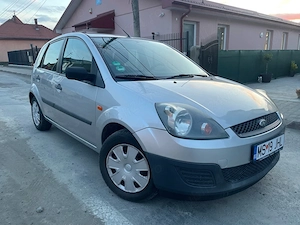 Ford Fiesta 1.4 benzina - imagine 2