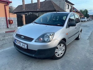 Ford Fiesta 1.4 benzina - imagine 5