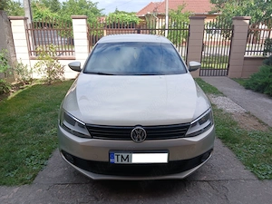 VW Jetta - 2011 - benzina - inmatriculat RO - imagine 3