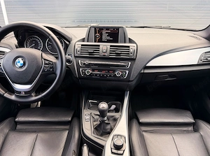 BMW Seria 1 120d Sport Line - imagine 11