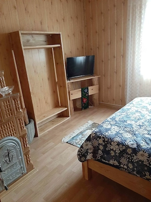Vând vilă  pensiune la cheie stațiunea Soveja  - imagine 3