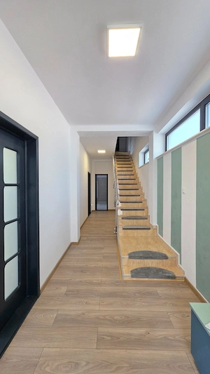 VILĂ D+P+1E, renovată și mobilată + spațiu comercial,VASLUI - zona Andrei Mureșanu; - imagine 5