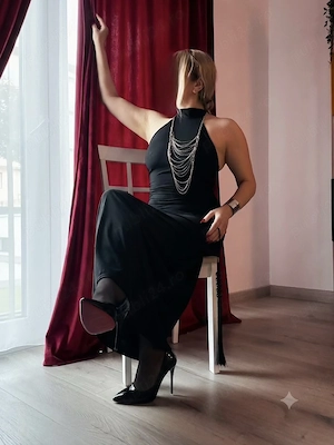Experiențe Private de Dominare Soft & Relaxare Senzorială