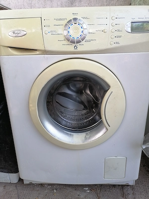Vind ieftin o mașină Whirpool 6 kg 