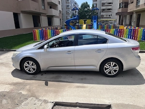 Toyota Avensis 2012, 136.500 km, 2.0D "D-D4", cutie manuala 6+1 6.000 EUR - imagine 6