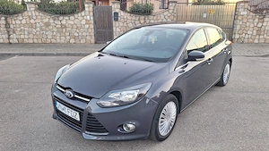 Ford focus mk3 1.6 benzina 125 cp ,2012