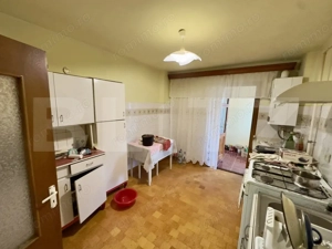 Apartament 3 camere decomandat, 76 mp, 2 băi, balcon, etaj 2 – Cugir  - imagine 9
