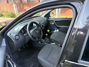 Dacia Duster, 2011, 1.5dCI, Suv, 2 WD - imagine 4