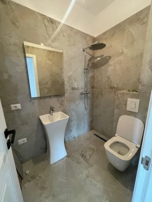 Apartament cu 2 camere, 79.70 mp plus terasa, loc de parcare inclus, zona Siloz - imagine 9