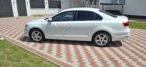 Volkswagen Jetta 1.6 TDI 2013 - imagine 5