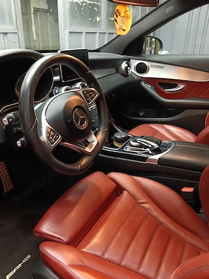 Detailing auto  curatare tapițerie polish