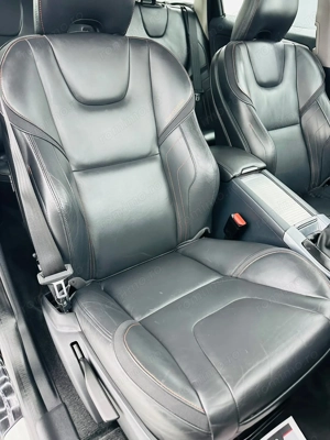 VOLVO XC60 2016 2.0D E6 Garantie 12 Luni Rate Avans 0 Doar Cu Buletinul - imagine 18