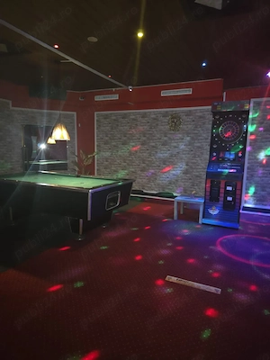 Dansatoare si consumatie club cleopatra Austria  - imagine 2