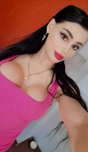Merry Transexuala reala din Chisinau 
