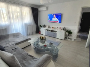 Apartament 2 camere, 55 mp, zona Micro 11