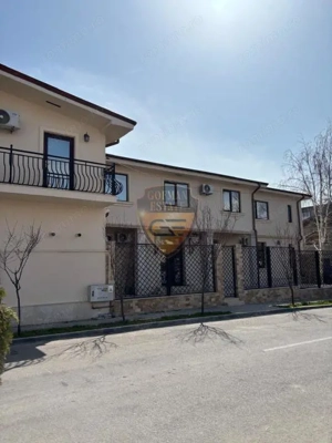 Casa 6 cam Tomis II 4 dormitoare, 5 parcari, 4 bai, 240mp + curte 100mp, gaze AC