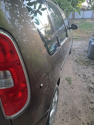 vind skoda roomster 12 benzina - imagine 3