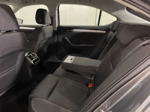 Skoda Superb - imagine 11