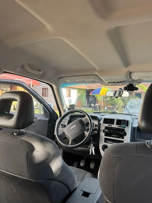 Jeep Patriot din 2009 Diesel  - imagine 2