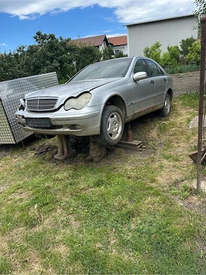 dezmembrez mercedes c180 w203 - imagine 4