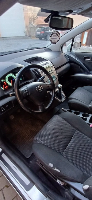 Toyota corolla verso  - imagine 4