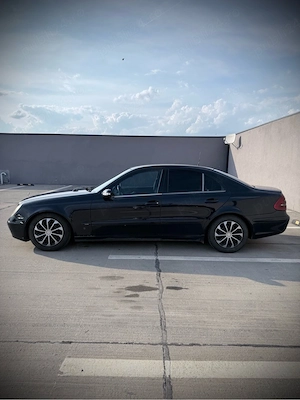 Vând Mercedes Eclass W211  - imagine 2