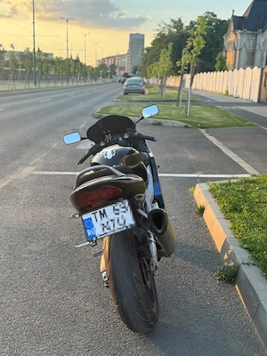Honda Cbr 600 F4 - imagine 3