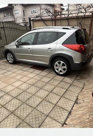 Vând Peugeot 207 se 1,6 benzină  - imagine 2