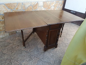 masa extensibila lemn masiv, masuta cu rotile