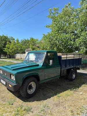 Vând urgent ARO 320 4x4