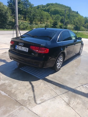 Vand Audi A4 B8 Facelift   2.0 TDI, 2012,nu accept schimburi !!! - imagine 10