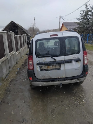 Dezmembrez dacia Logan mcv 7 locuri - imagine 4