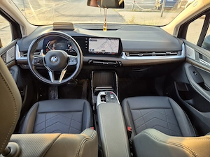 BMW Seria 2 218i AT Sport Line - imagine 7