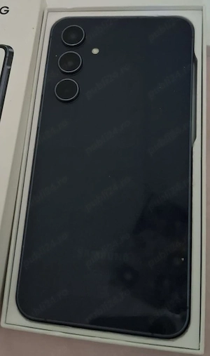 Samsung A55