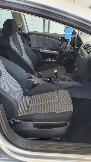 Vând Seat Leon 2008 înmatriculat  - imagine 8