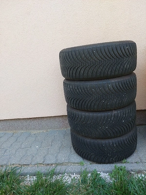 Anvelope Allseason 215/45 R16 XL