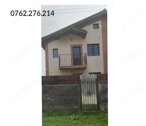 Casa duplex lângă stadion, comuna Berceni 