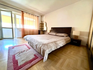 Proprietar, inchiriez studio cu vedere la mare, Faleza Nord, centrala pe gaz, termen lung  - imagine 3