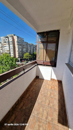 Proprietar vând în Oradea ap. decomandat cu 2 camere în Oradea, situat pe bul. Dacia, et. 4 8. - imagine 9