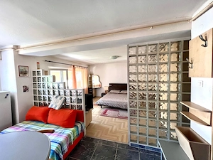 Proprietar, inchiriez studio cu vedere la mare, Faleza Nord, centrala pe gaz, termen lung  - imagine 5