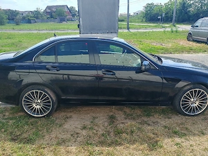 Mercedes W204