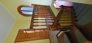 Vind casa formata din 3 apartamente