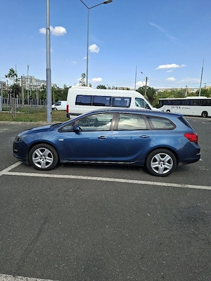 Opel Astra Sports Tourer, an 2016, 1.6 Diesel, inmatriculat  - imagine 6